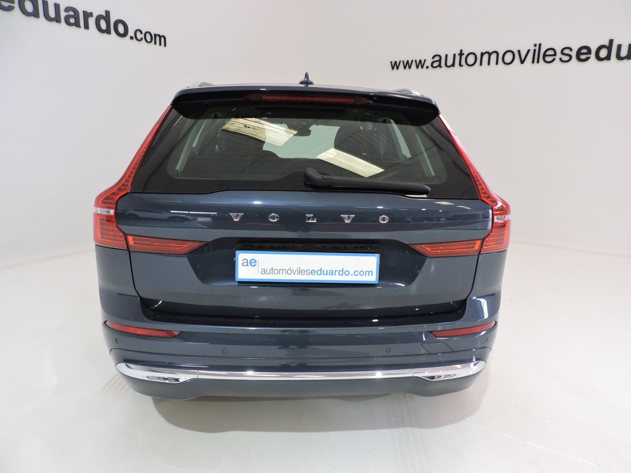 Volvo XC60 SUV T6 PLUG-IN AWD AUTO RECHARGE INS. EXP - Foto 6