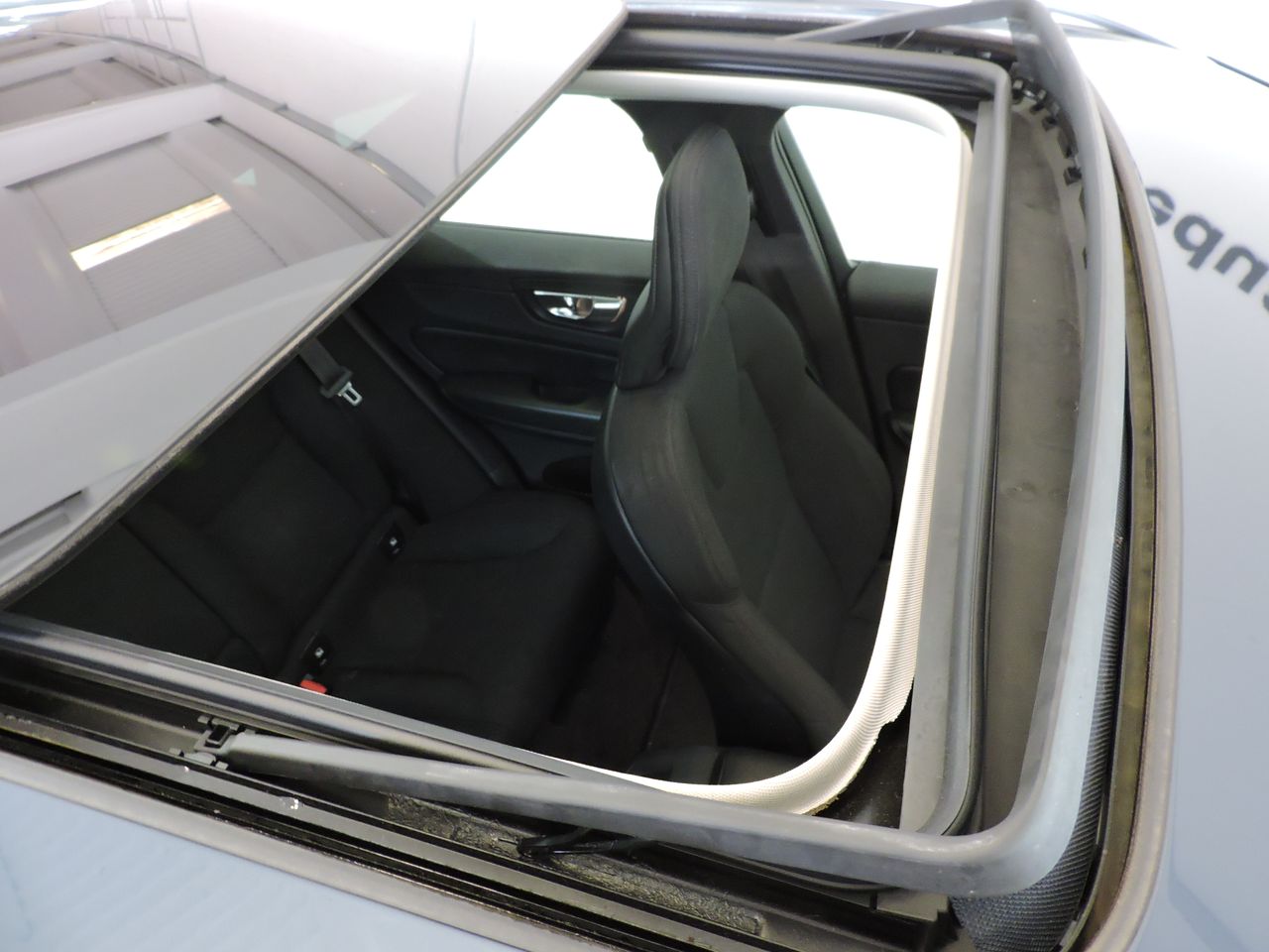 Volvo XC60 SUV T6 PLUG-IN AWD AUTO RECHARGE INS. EXP - Foto 16