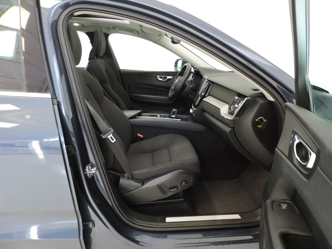 Volvo XC60 SUV T6 PLUG-IN AWD AUTO RECHARGE INS. EXP - Foto 10