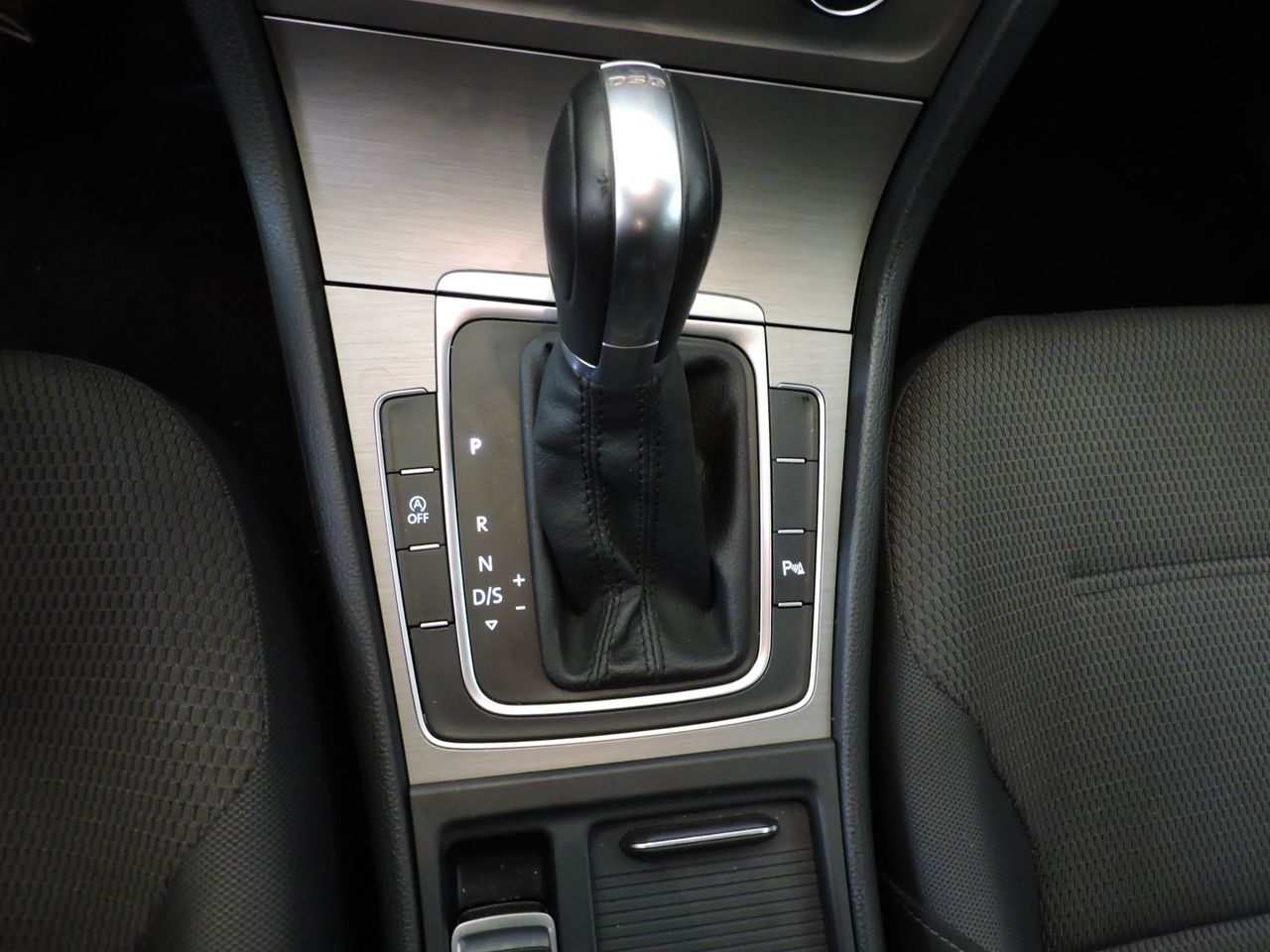 Volkswagen Golf 5p Advance 1.6 TDI CR 105 CV BMT DSG 7 vel. - Foto 13