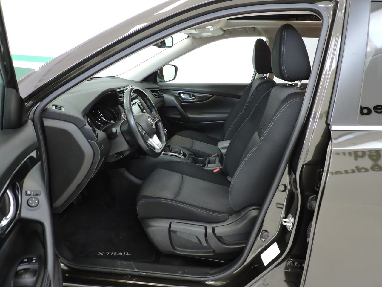 Nissan X-Trail DIG-T 160 DCT NConnecta 5p - Foto 9