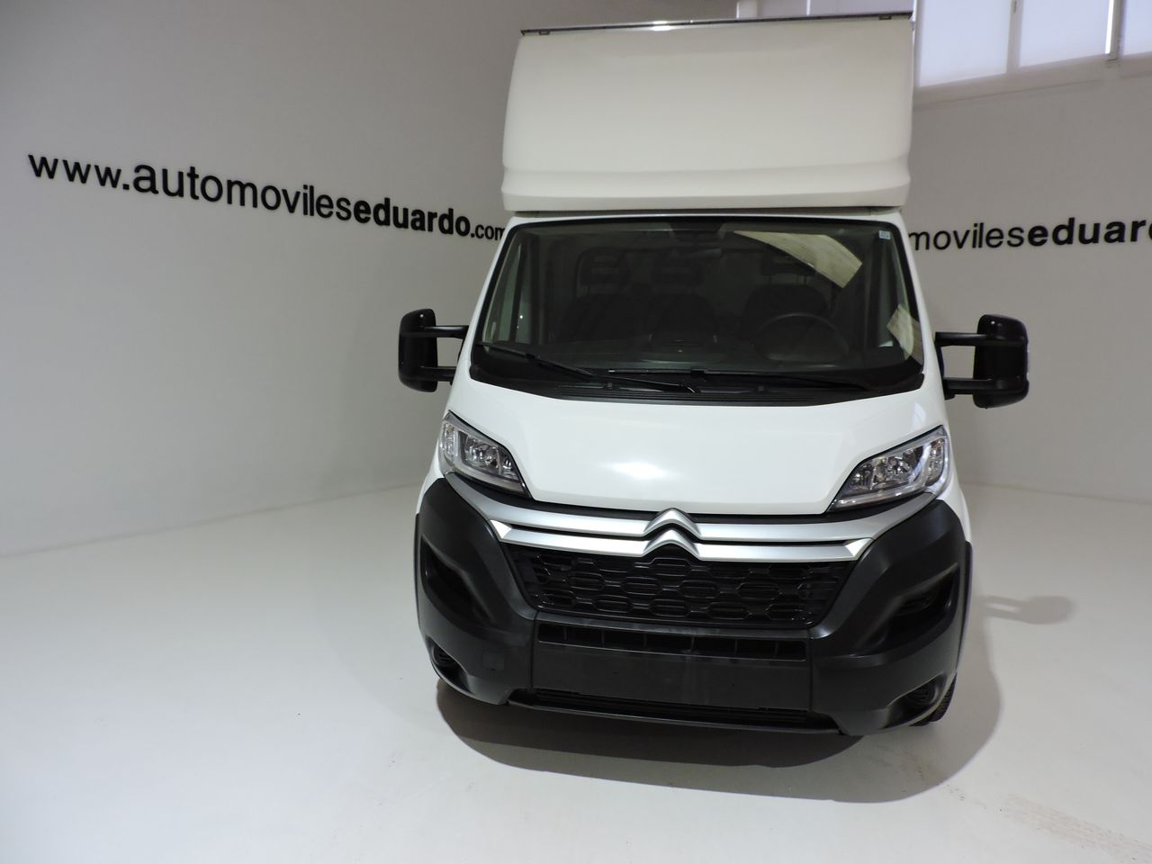 Citroën Jumper Chassis cab 4-35 L4 BlueHDi 140 S&S BVM6 Control - Foto 3