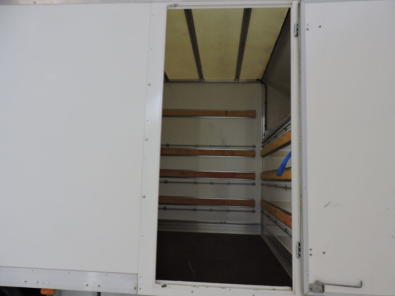 Citroën Jumper Chassis cab 4-35 L4 BlueHDi 140 S&S BVM6 Control - Foto 11