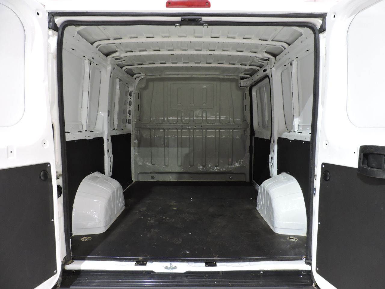 Peugeot Boxer BOXER FG 330 L1H1 PRO BLUEHDI 140 START&STOP HDI - Foto 13