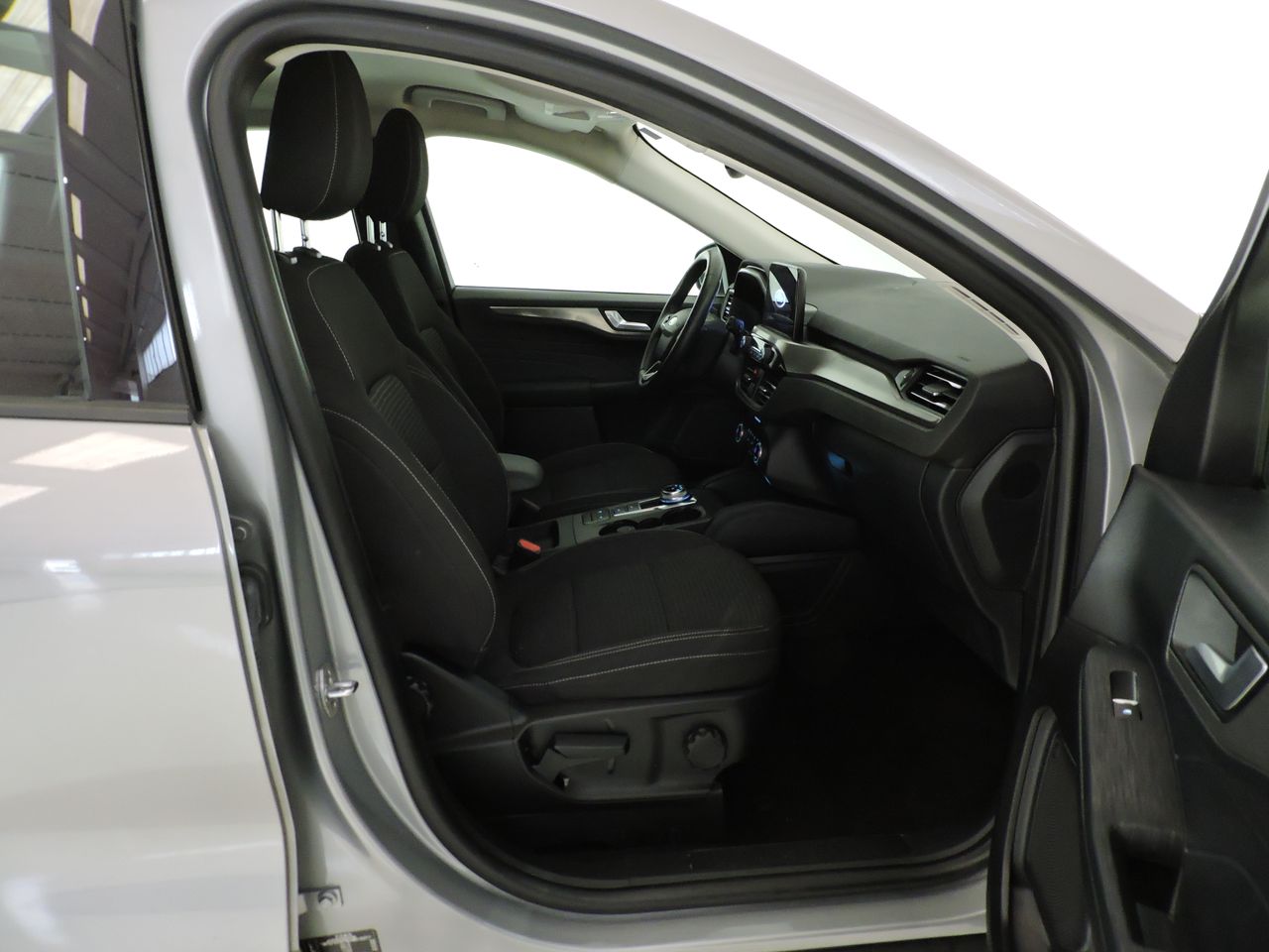 Ford Kuga  Titanium Hybrid 2.5 190CV - Foto 8