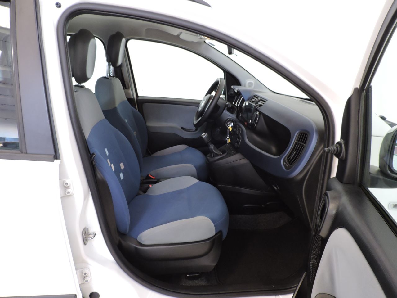 Fiat Panda Lounge 1.3 MultiJet 75 CV - Foto 10