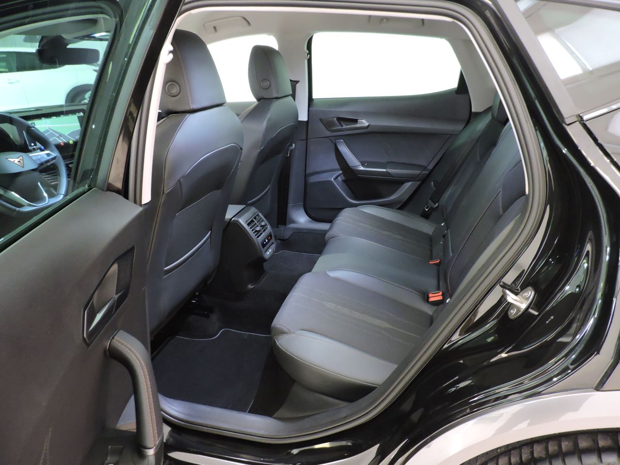 Cupra Formentor 1.5 TSI 110 kW (150 CV) - Foto 11