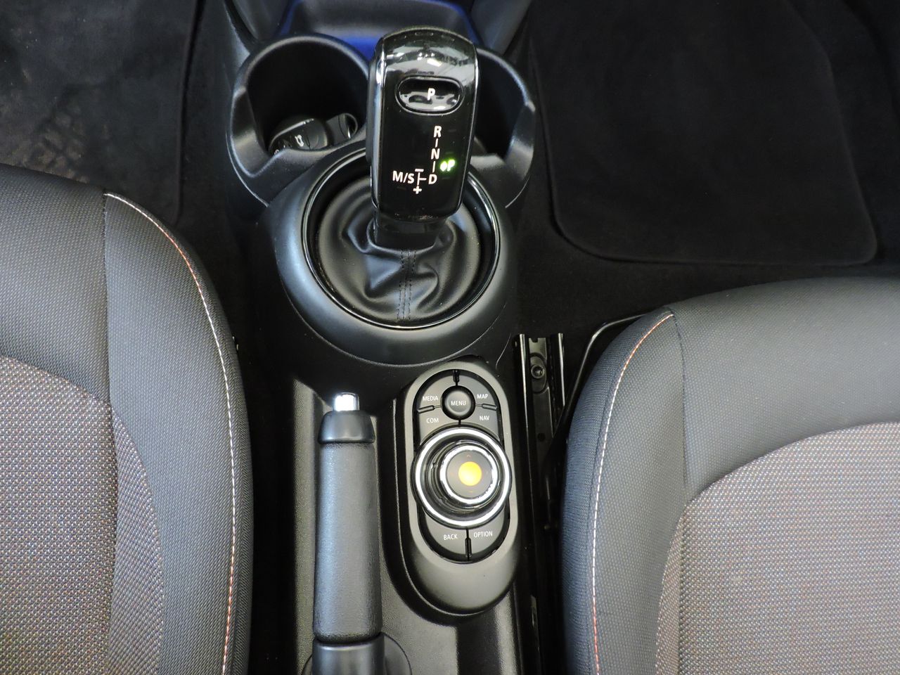 MINI Cooper CABRIO COOPER AUT (2020) - Foto 19