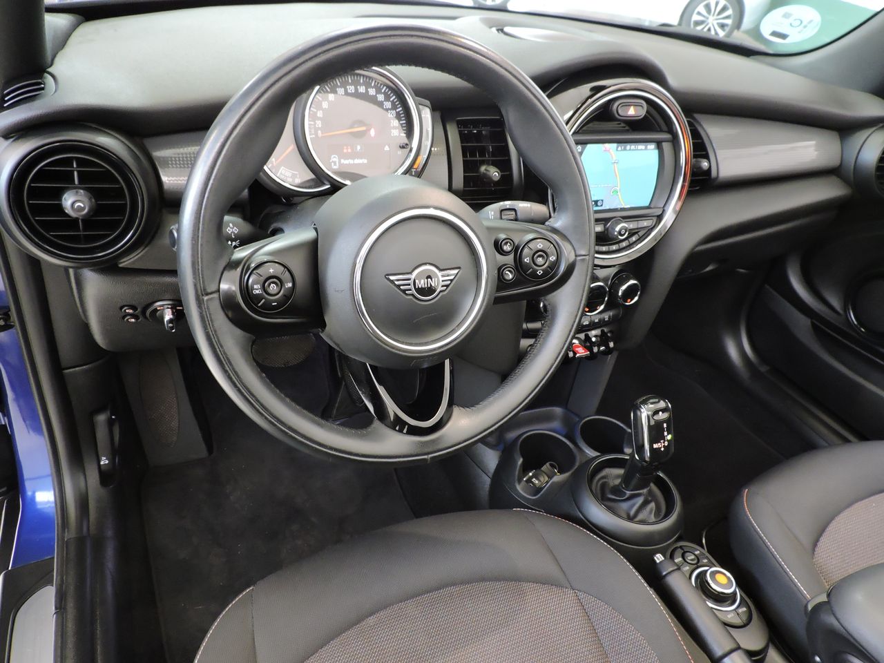 MINI Cooper CABRIO COOPER AUT (2020) - Foto 14