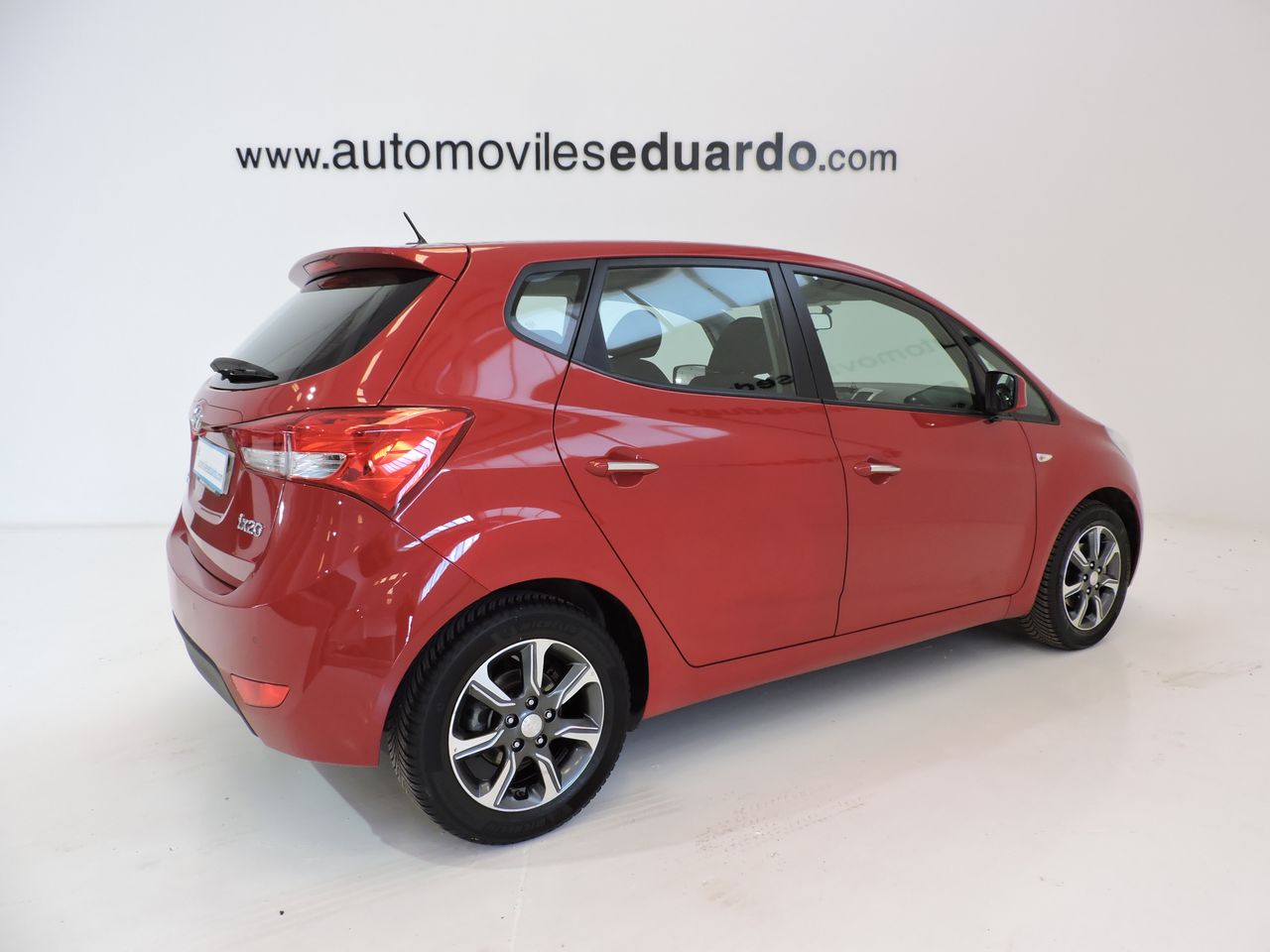 Hyundai ix20 1.4 MPI 66 kW (90 CV) BlueDrive 25 Aniversario - Foto 5