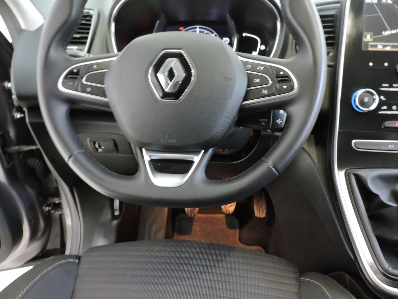 Renault Grand Scénic Scenic IV Grand Business 1.7 dCi 120cv - Foto 12