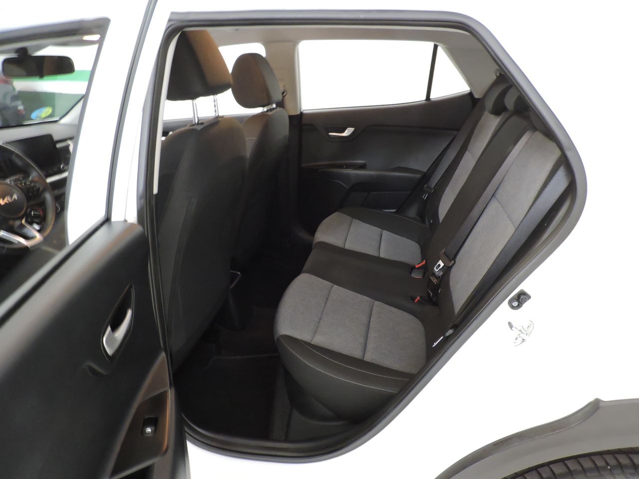 Kia Stonic 1.0 TGDI MHEV - Foto 11