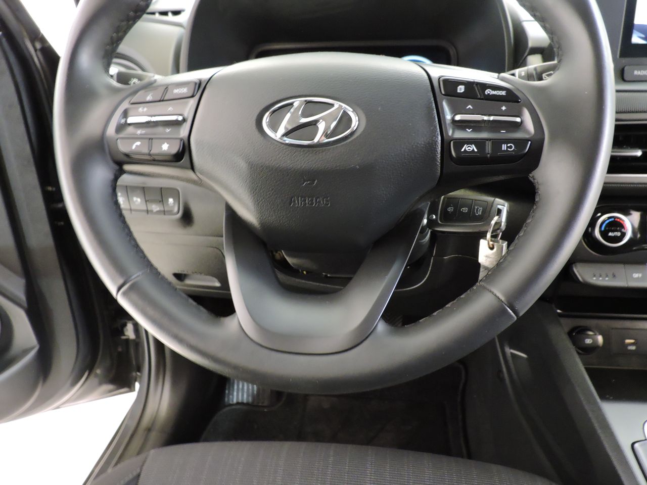 Hyundai Kona KONA 1.0 TGDI 48V Maxx 4X2 120cv - Foto 12