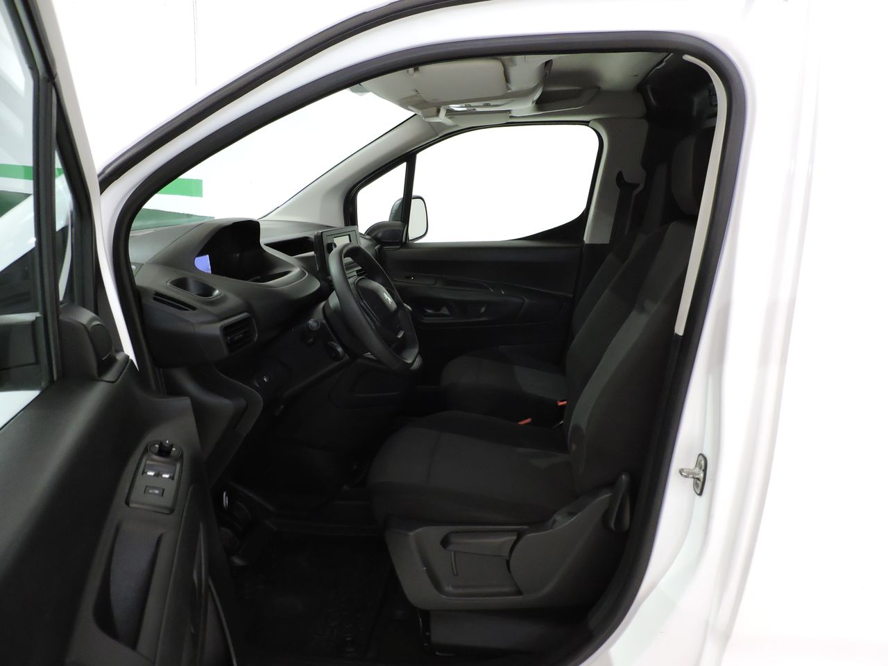 Peugeot Partner PARTNER Premium L1 1.5 HDi 100CV - Foto 8