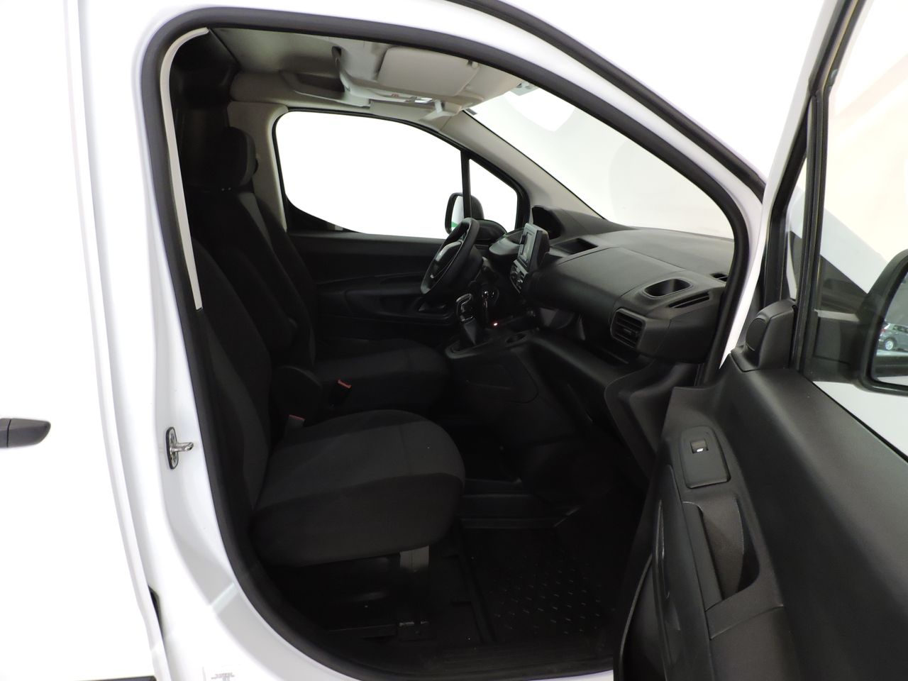 Peugeot Partner PARTNER Premium L1 1.5 HDi 100CV - Foto 9