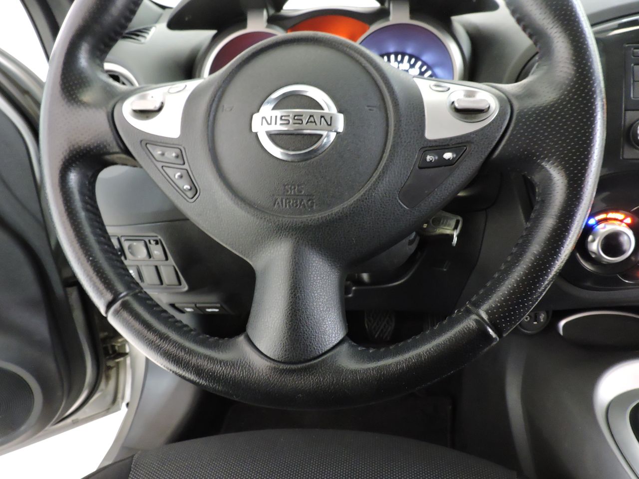 Nissan Juke Acenta 1.6i 117 CV 4X2 - Foto 11