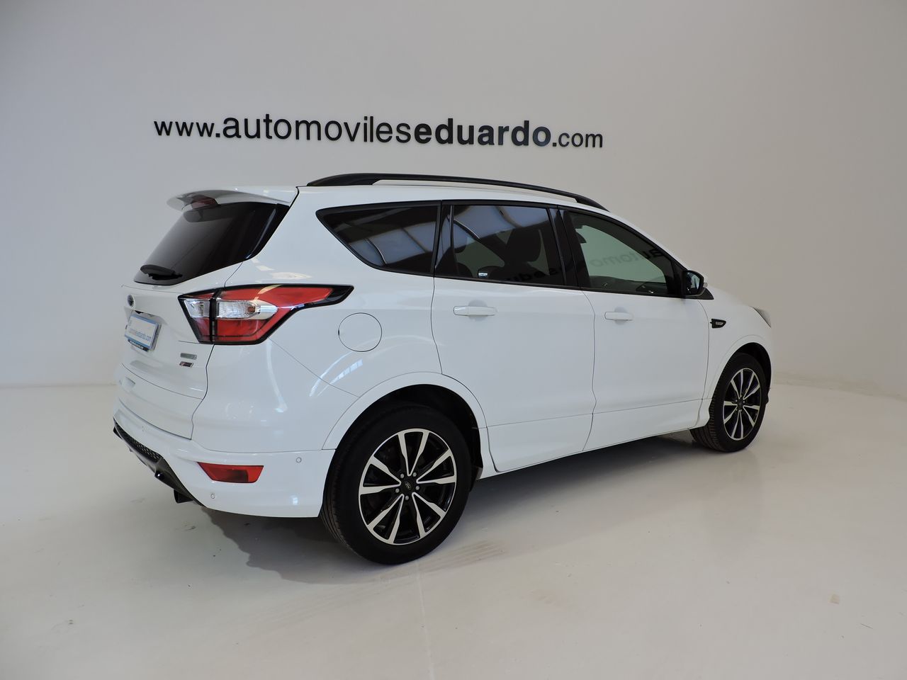 Ford Kuga ST-Line 1.5 EcoBoost Auto-Start-Stop 88 kW (120 CV) 4x2 - Foto 5