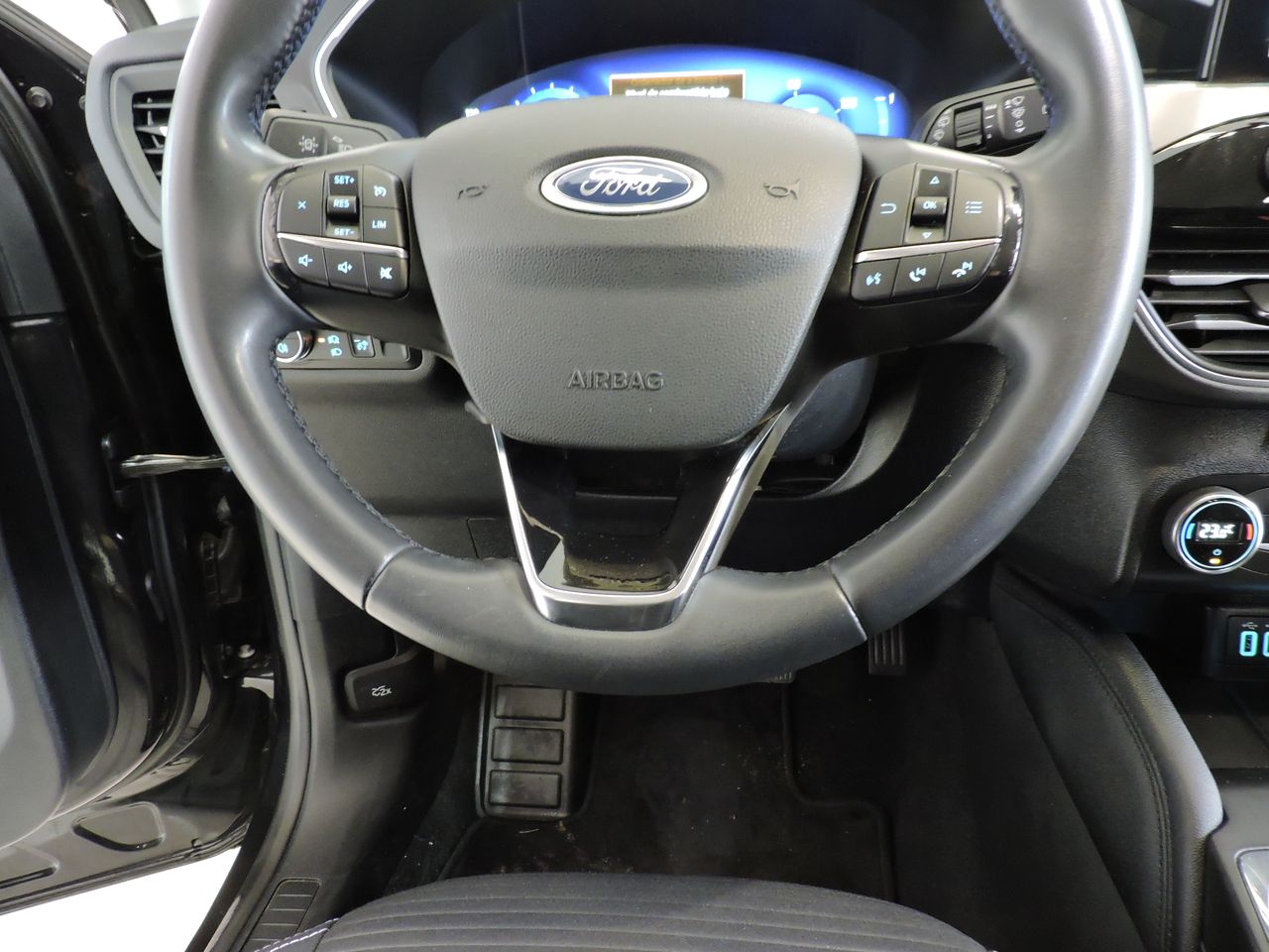 Ford Kuga 2.5 Duratec 225 hybrid PHEV Pshift Titanium - Foto 12