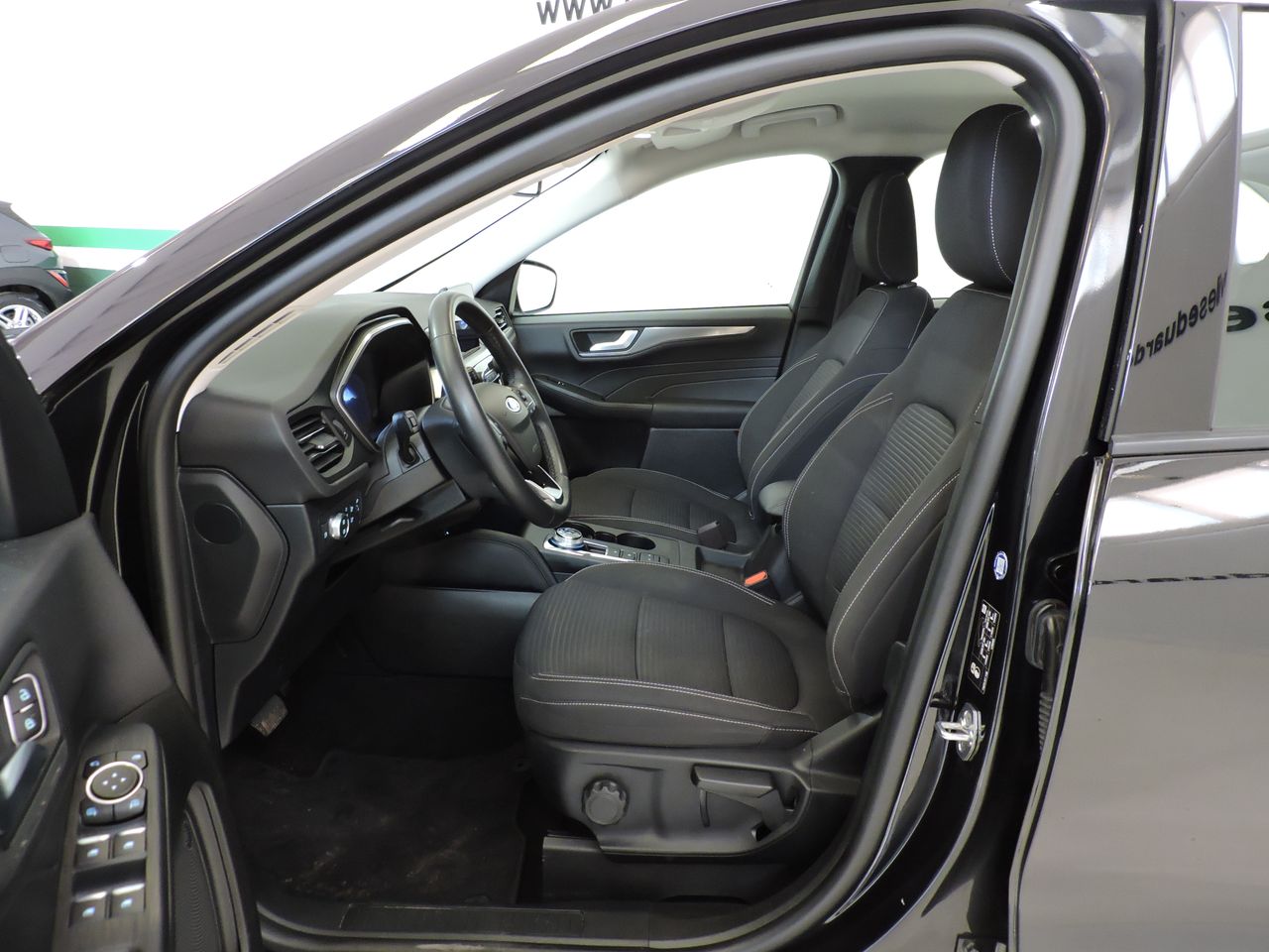 Ford Kuga 2.5 Duratec 225 hybrid PHEV Pshift Titanium - Foto 9