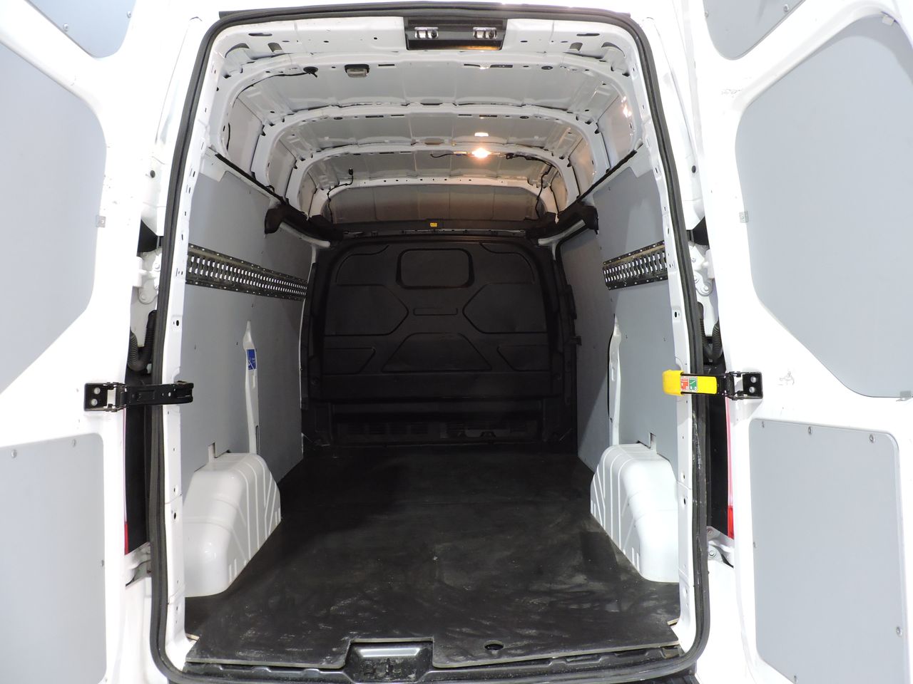 Ford Transit Custom 2.0 ECOBLUE 105 300 L1H2 TREND BUSINESS - Foto 15