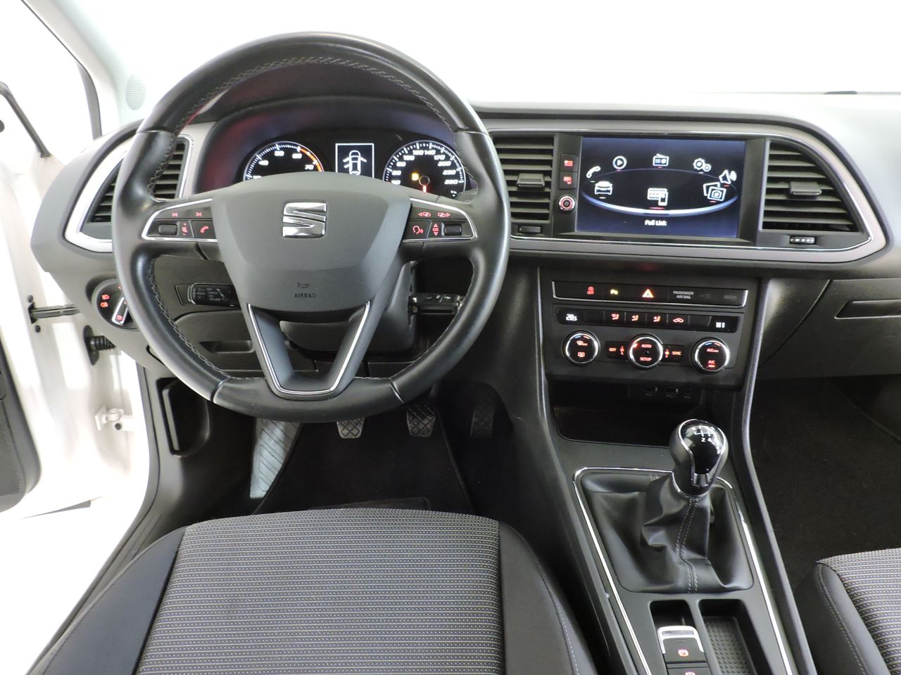 Seat Leon León 5p 1.4 TGI GNC 81 kW (110 CV) Start&Stop Style - Foto 8