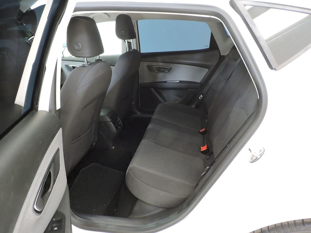 Seat Leon León 5p 1.4 TGI GNC 81 kW (110 CV) Start&Stop Style - Foto 11