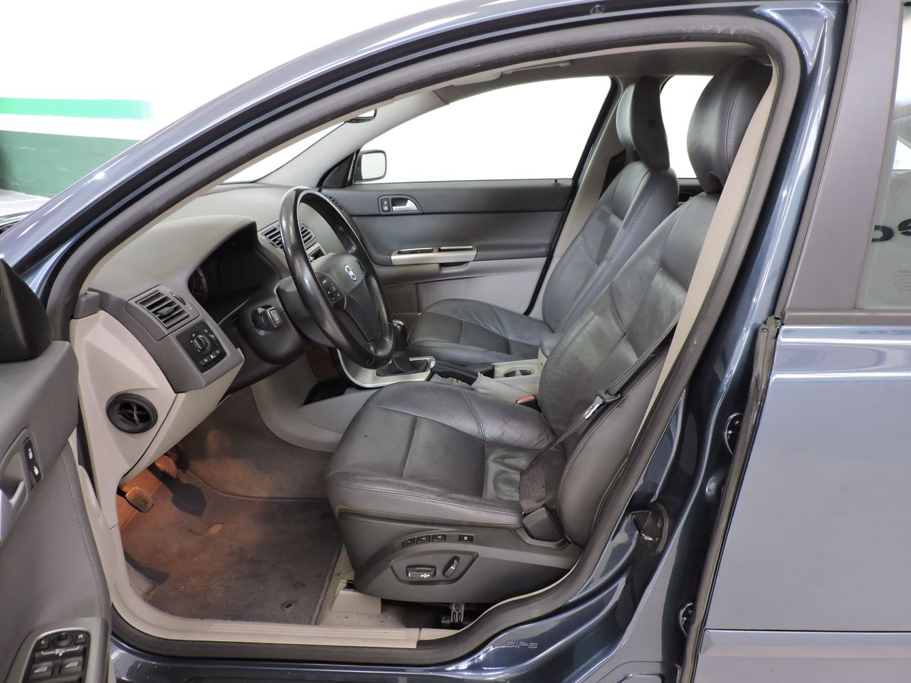 Volvo S40 1.8 Momentum - Foto 9