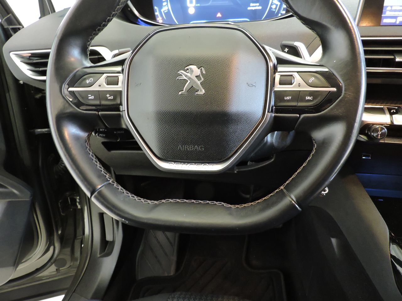 Peugeot 3008 Active PureTech 130 S&S EAT8 - Foto 12