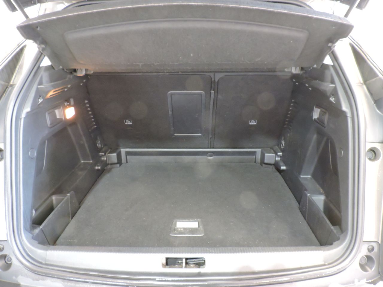 Peugeot 3008 Active PureTech 130 S&S EAT8 - Foto 15