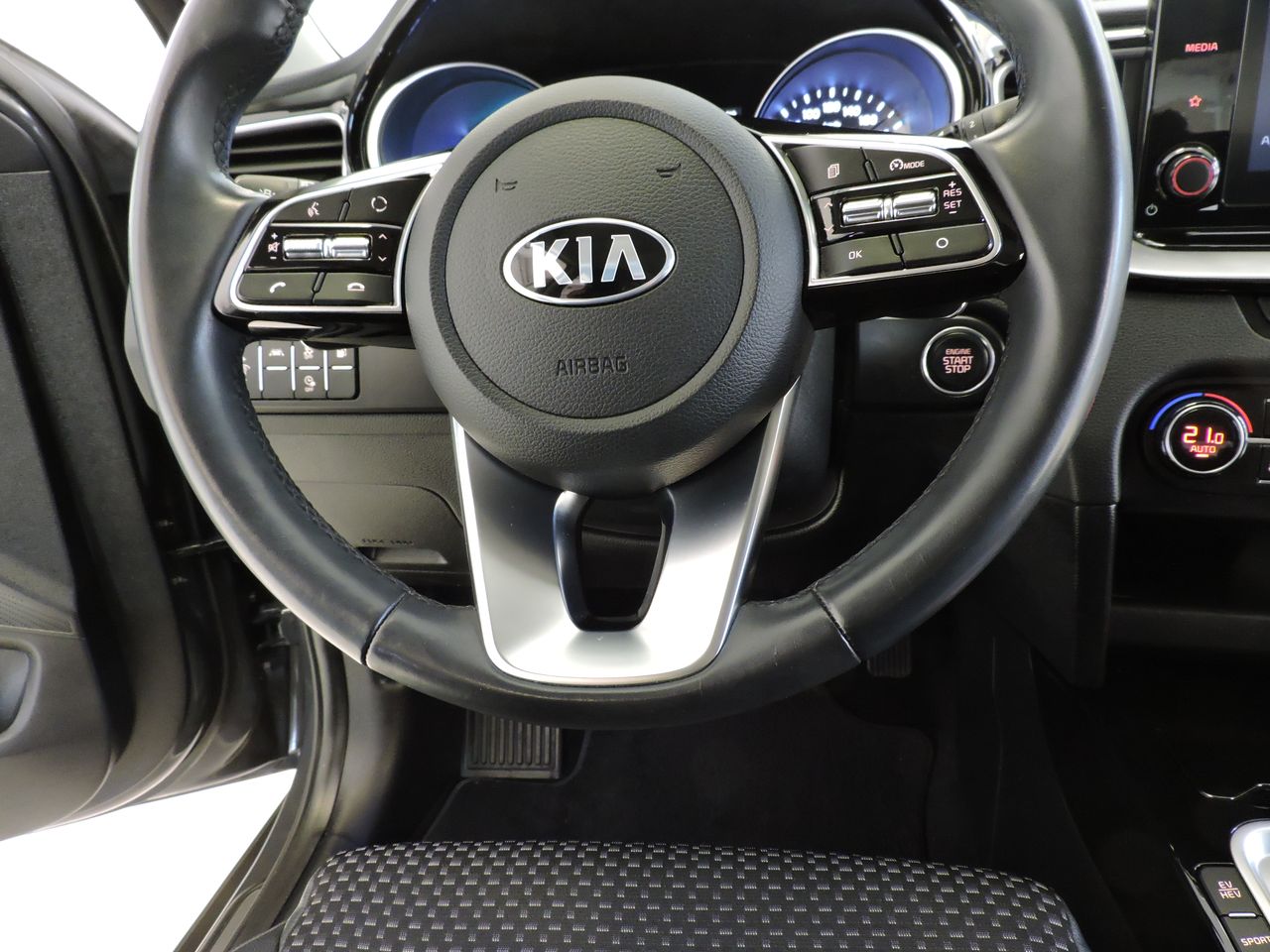 Kia XCeed 1.6 PHEV eDrive - Foto 12