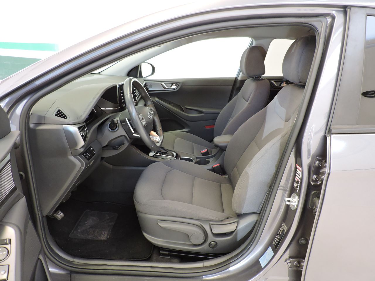 Hyundai IONIQ Híbrido 1.6 GDI 104 kW (141 CV) DCT Klass - Foto 9