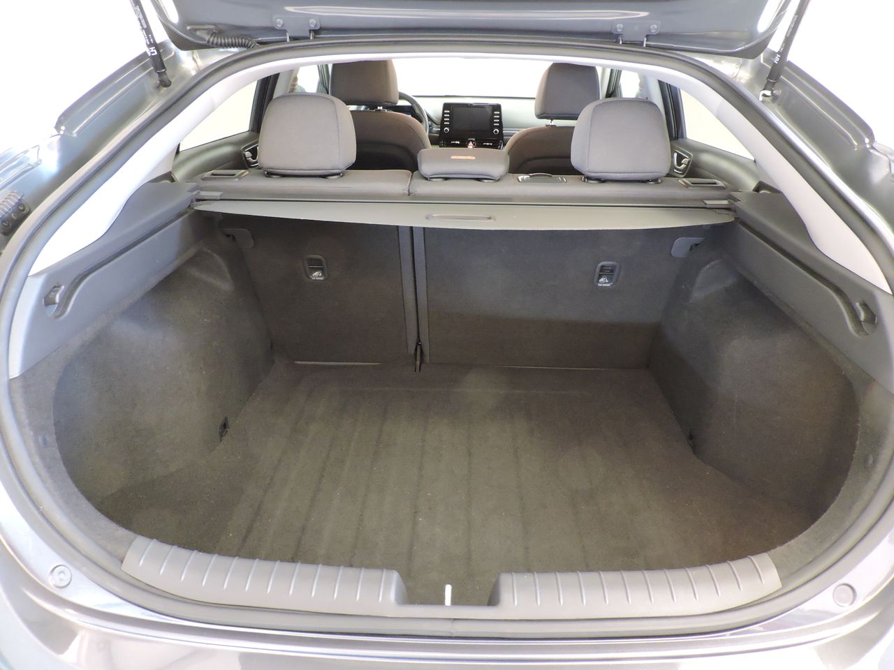 Hyundai IONIQ Híbrido 1.6 GDI 104 kW (141 CV) DCT Klass - Foto 16