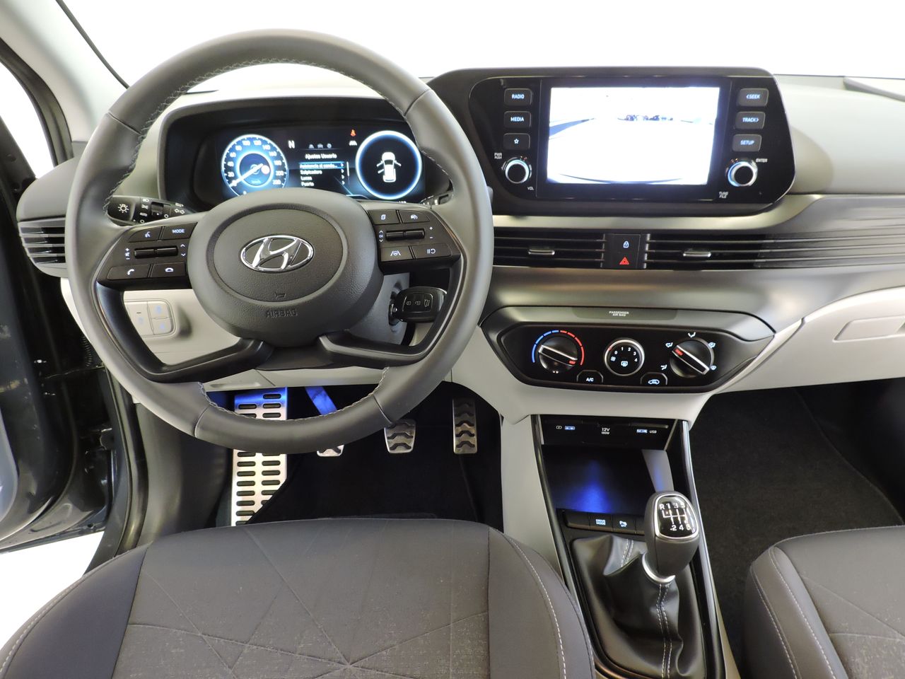 Hyundai Bayon 1.0 TGDI 100 HYBRID 48V INTUITIVE - Foto 8