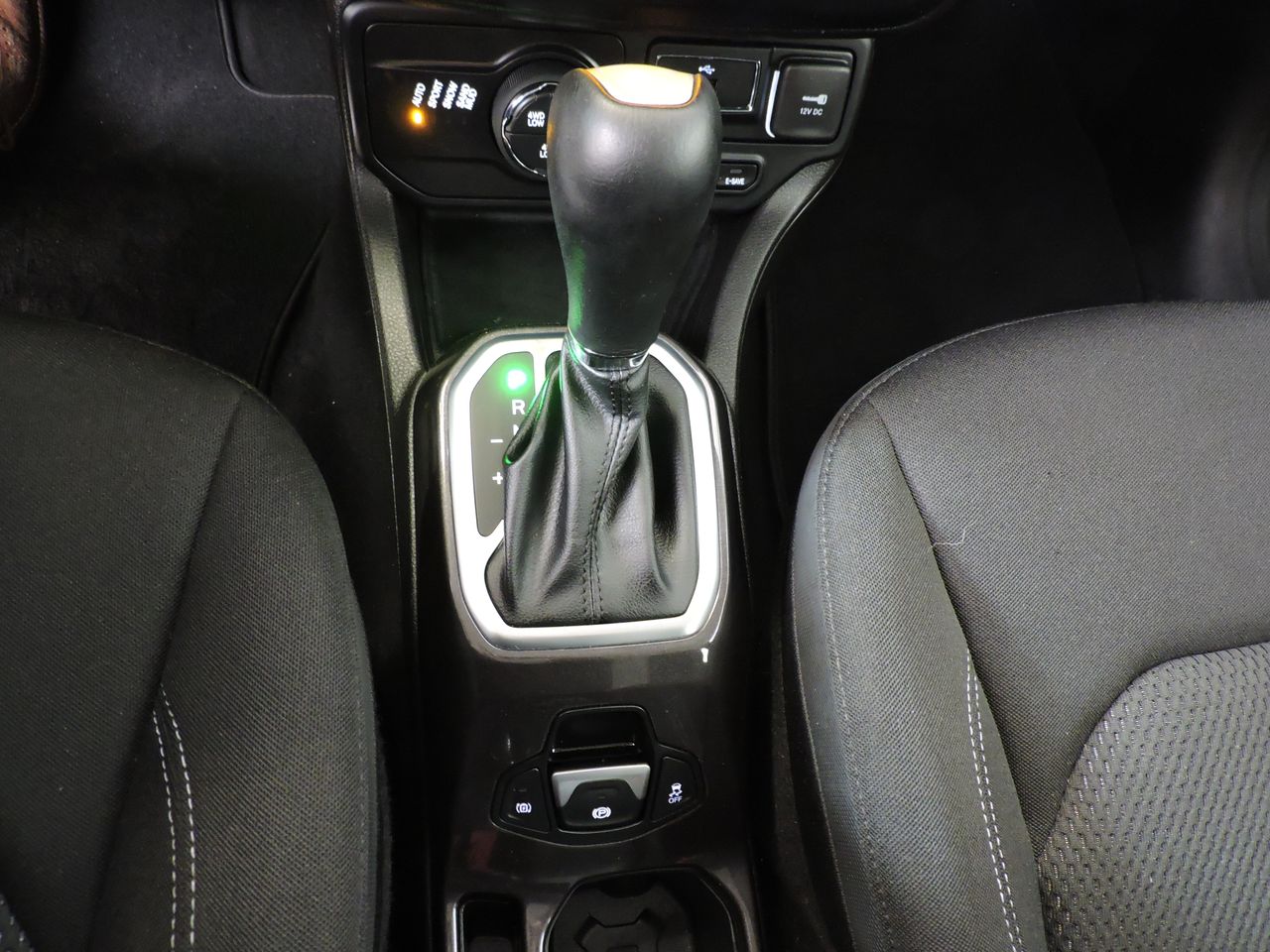 Jeep Renegade RENEGADE 1.3 T4 PHEV 190CV LIMITED 4XE AUTO - Foto 13