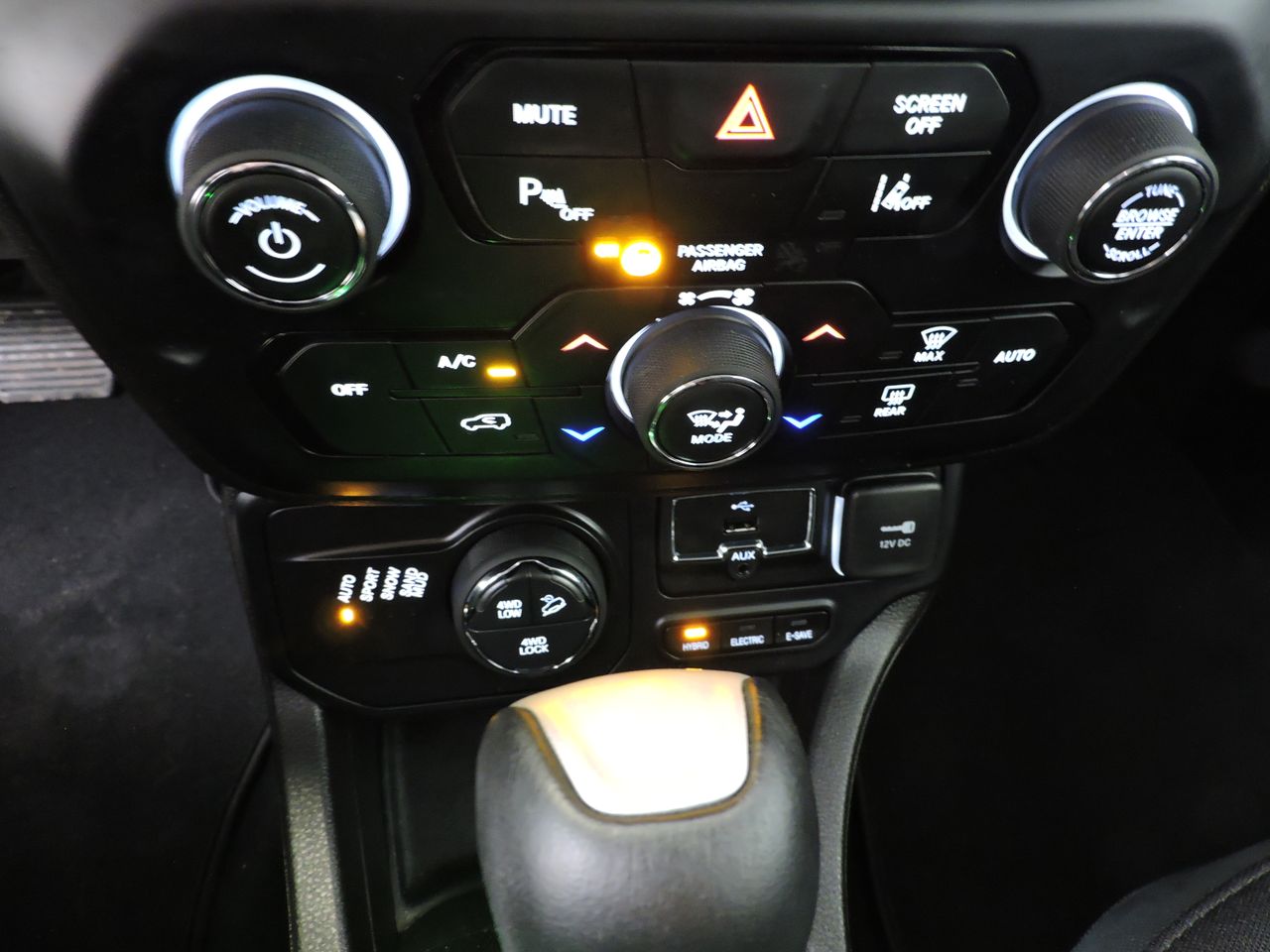 Jeep Renegade RENEGADE 1.3 T4 PHEV 190CV LIMITED 4XE AUTO - Foto 14