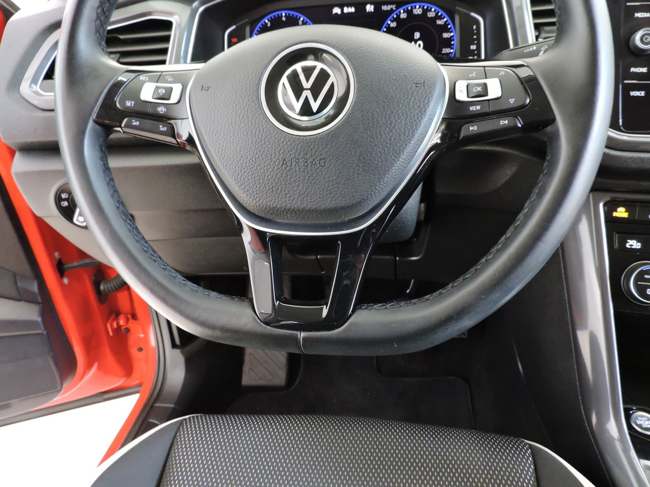 Volkswagen T-Roc Sport 1.5 TSI 110 kW (150 CV) - Foto 12