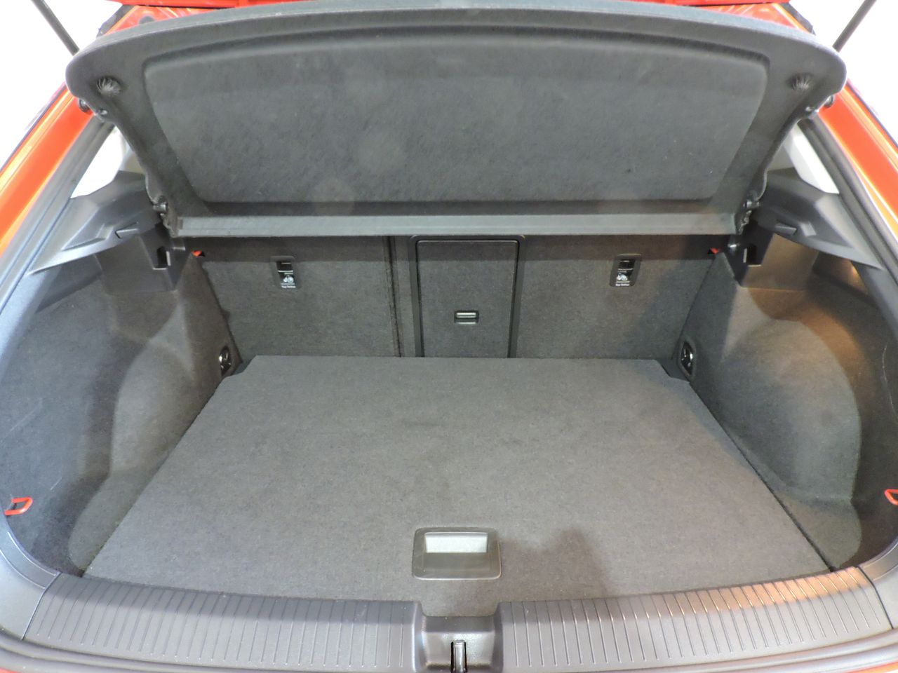 Volkswagen T-Roc Sport 1.5 TSI 110 kW (150 CV) - Foto 16