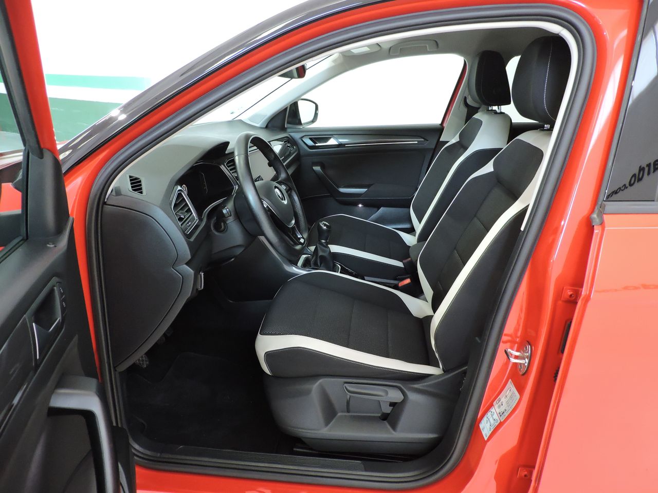 Volkswagen T-Roc Sport 1.5 TSI 110 kW (150 CV) - Foto 9