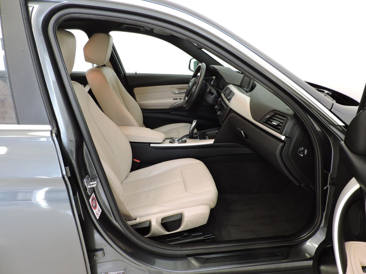 BMW Serie 3 320d Berlina Aut. - Foto 10