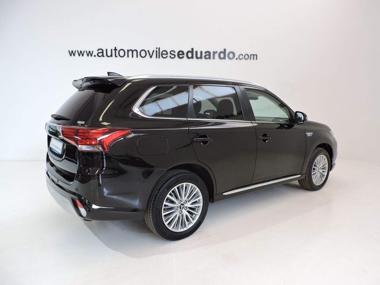 Mitsubishi Outlander PHEV Kaiteki 4WD - Foto 5