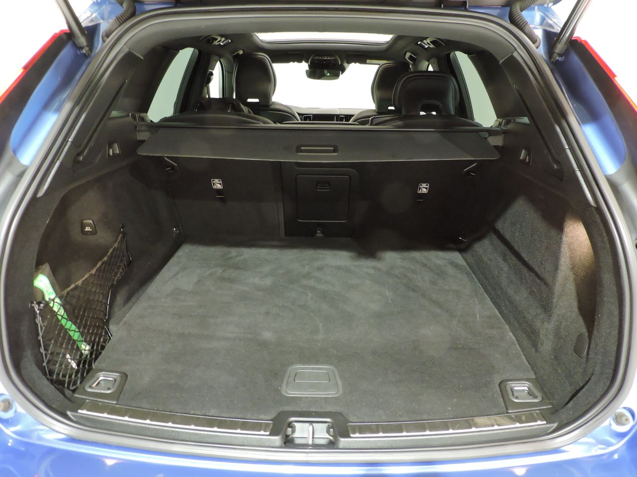 Volvo XC60 T6 AWD Recharge R-Design - Foto 18