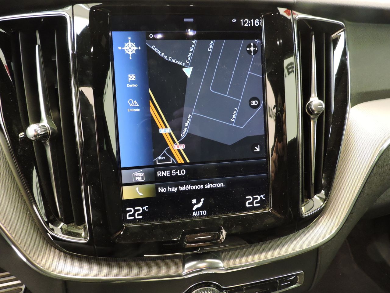 Volvo XC60 T6 AWD Recharge R-Design - Foto 14