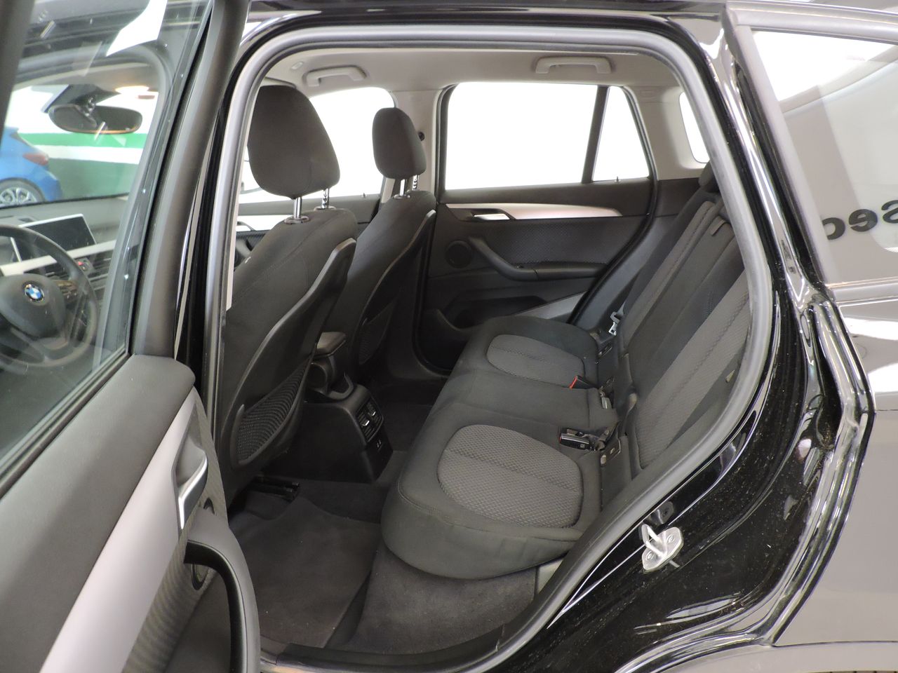 BMW X1 xDrive25e Business Advantage - Foto 14