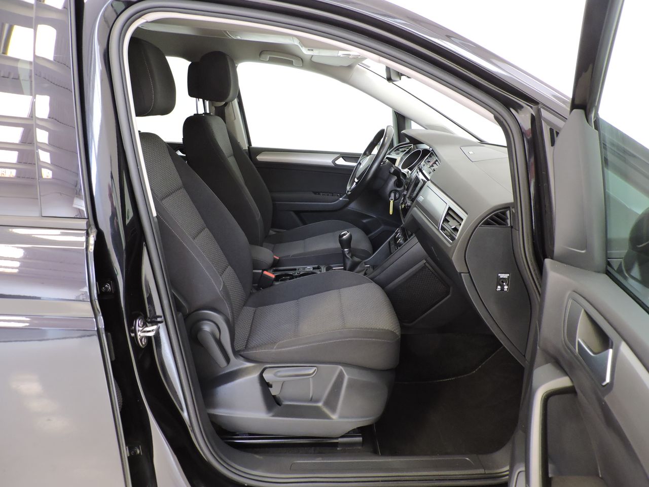 Volkswagen Touran Advance 1.6 TDI 85 kW (115 CV) BMT 7 plazas - Foto 10