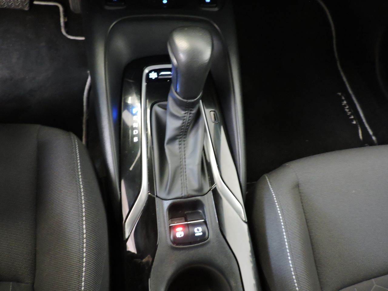 Toyota Corolla 1.8 Hybrid Dynamic - Foto 10