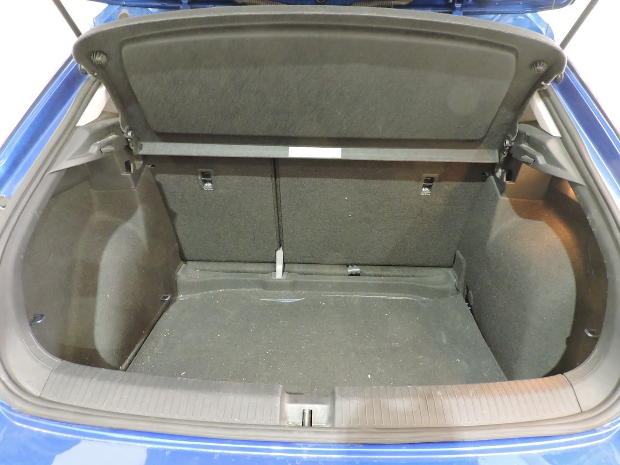 Volkswagen T-Roc Edition 1.0 TSI 85 kW (115 CV) - Foto 14