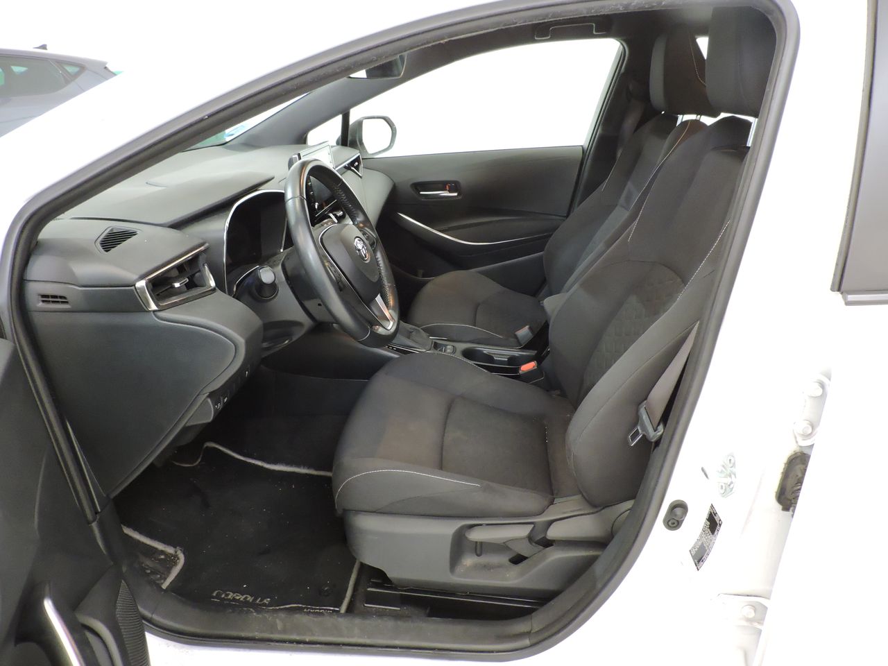 Toyota Corolla 125H Active Tech - Foto 9