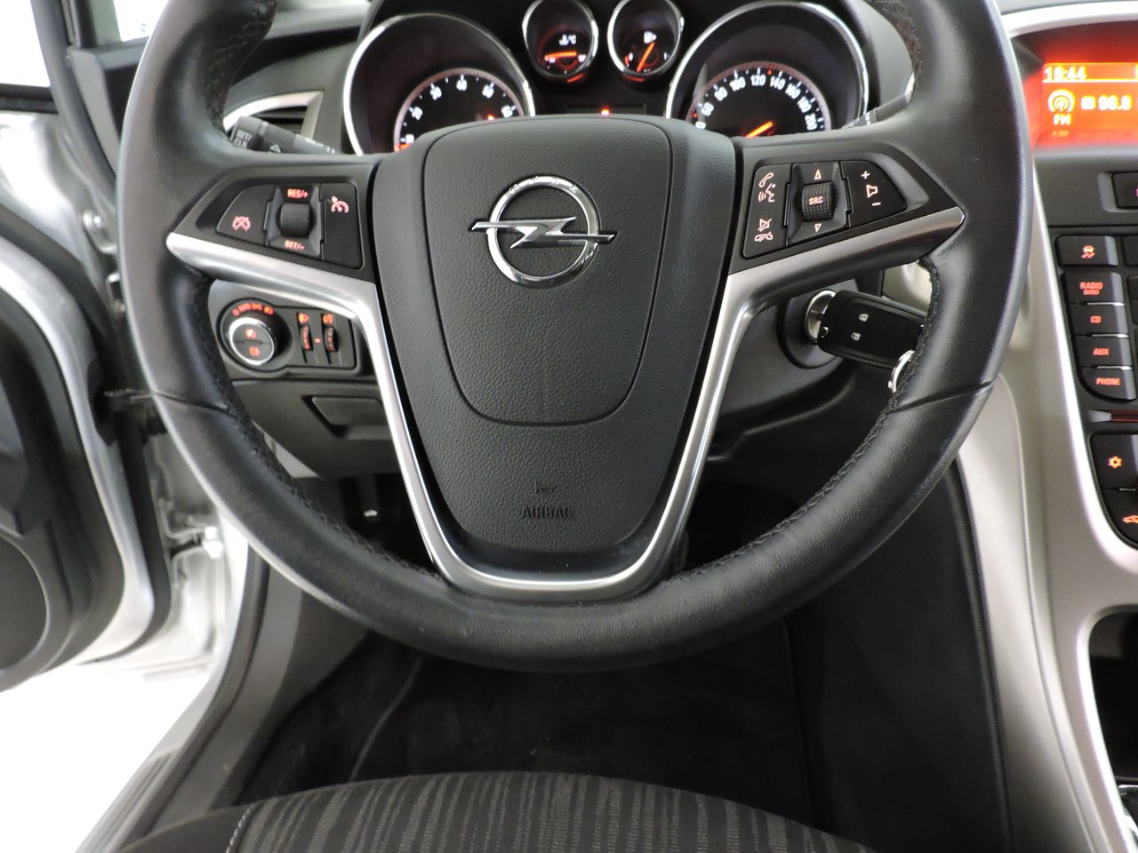 Opel Astra 5p Cosmo 1.6 115 CV - Foto 12