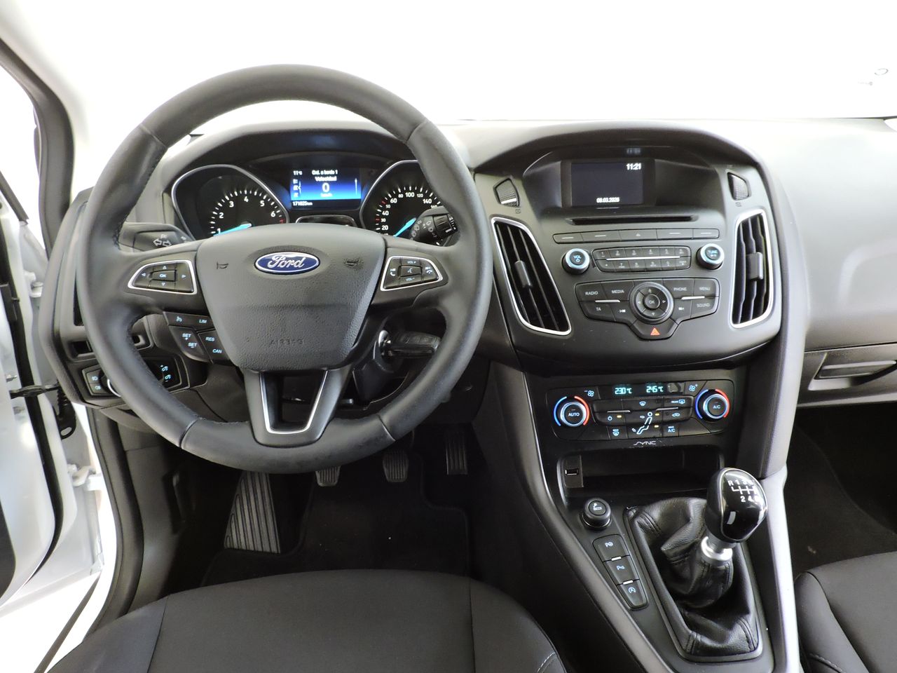 Ford Focus Berlina Trend+ 1.0 EcoBoost 92 kW (125 CV) Auto-Start-Stop - Foto 8