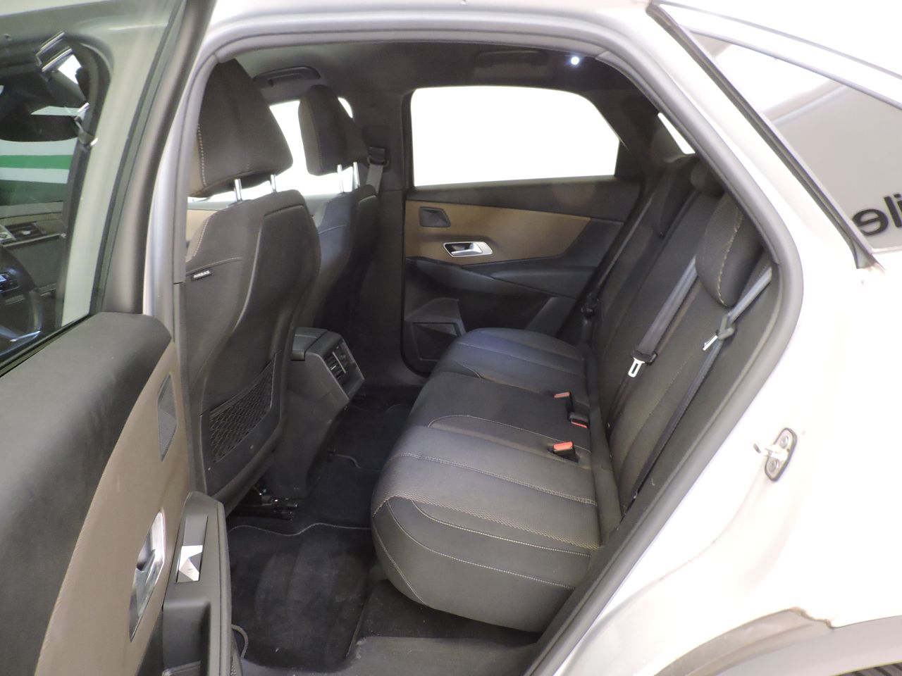 DS DS 7 Crossback DS7 Crossback Business 1.5 BlueHDi 130CV - Foto 11